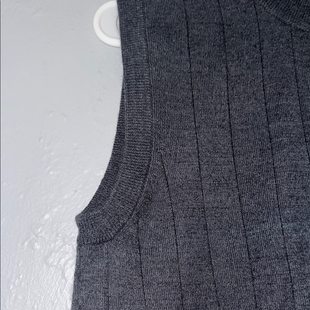Harve Benard Black Crop Top Sleeveless Knit 30 - Picture 3 of 6